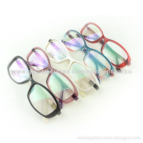 Optical Frame with Metal Hollow Decoration